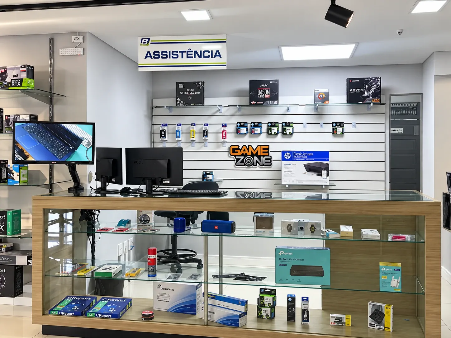 Recepção e balcão de atendimento da Bluinfo